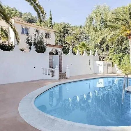 Lovely With Heated Pool And Garden Holiday home