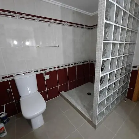 Lovely With Heated Pool And Garden *